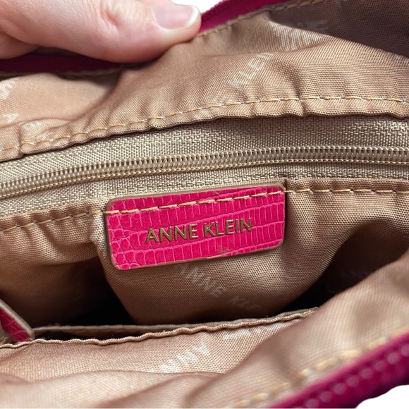 Anne Klein Dark Pink Crossbody Bag **read description** - Picture 5 of 15